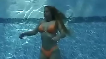 Underwater Babe Bikini 