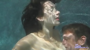 Underwater Cum Pussy Brunette 